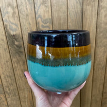 Kép betöltése a galériamegjelenítőbe: _Granada kerámia kaspó 11cm - Többféle - Tropical Home