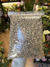 Kép betöltése a galériamegjelenítőbe: Vulcaponic (Vulkastrat) - 2 liter - Hidroponikus neveléshez
